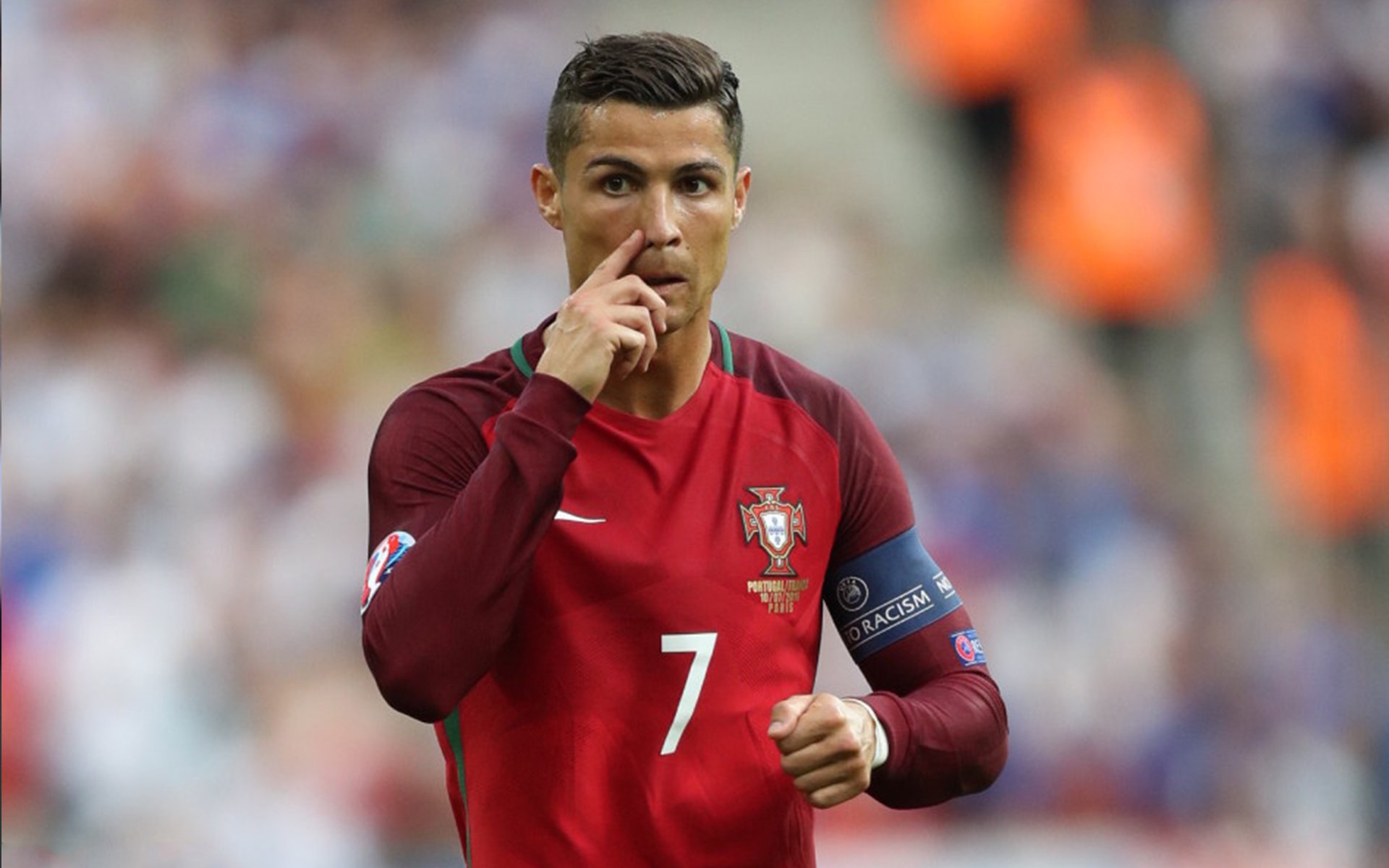 生态足球友谊赛：绿色生活新体验，足球师生友谊赛